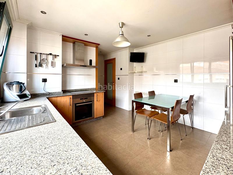 Foto 68c49f6c-0523-4240-888b-978e1bedafb3. Dúplex duplex 200 m2 en Castiñeiriño - Cruceiro de Sar Santiago de Compostela