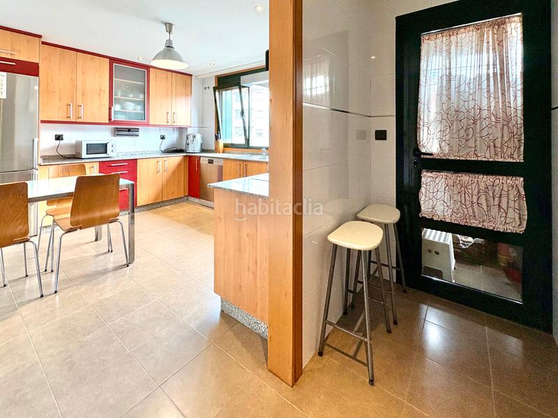 Foto edb426b4-4651-4eda-9336-f53d8bd3d5d1. Dúplex duplex 200 m2 en Castiñeiriño - Cruceiro de Sar Santiago de Compostela