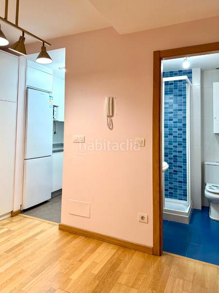 Foto 9d39c0d5-bb4f-4e9d-a216-5c3f90c75c9b. Lloguer apartament a avenida rosalía de castro 7 a Ames