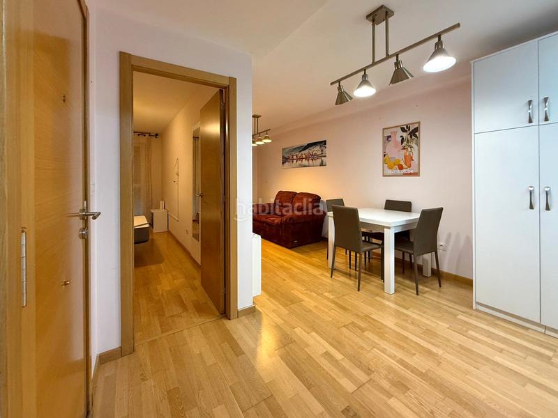 Foto aca0ad27-7c36-419a-a067-496fa557a77e. Lloguer apartament a avenida rosalía de castro 7 a Ames