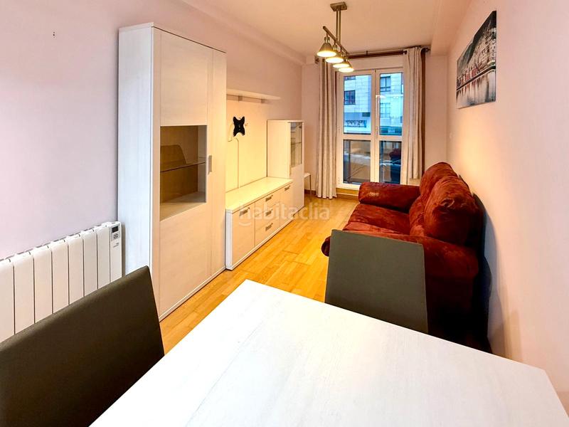 Foto e8d7184e-6ef2-4672-94a4-53a1431901bd. Lloguer apartament a avenida rosalía de castro 7 a Ames