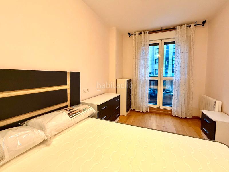 Foto 842aeb84-9d85-44e7-ab39-bf96fe76708e. Location appartement dans avenida rosalía de castro 7 dans Ames