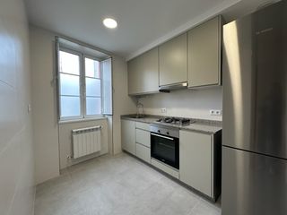 Lloguer Pis  R�a dos concheiros. 3 dormitorios en concheiros sin muebles