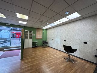 Alquiler Local Comercial  R�a dos concheiros. Local acondicionado en concheiros