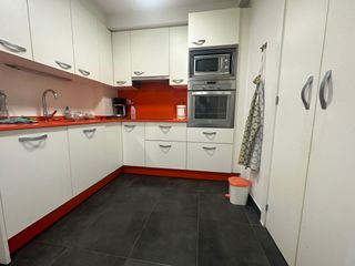 Miete Etagenwohnung  Avenida de romero donallo. Piso 4 dormt. curso escolar