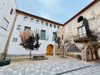 Maison  Plaça esglesia. Casa emblemática para rehabilitar en vilallonga del camp.