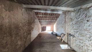 Casa adossada a Carrer de reus 33. Casa para reformar parcialmente