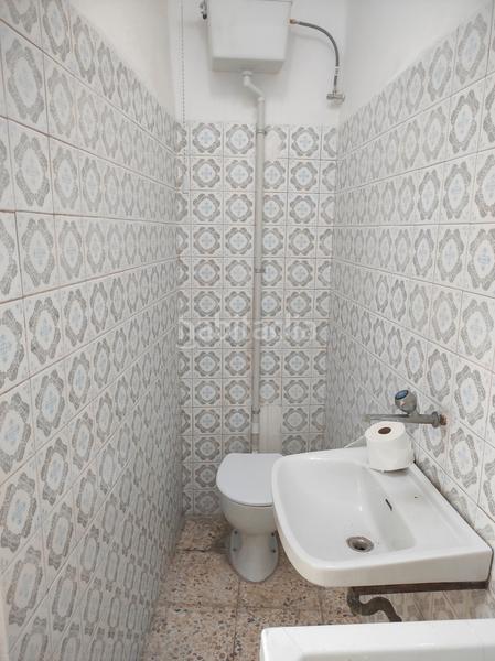 Foto 7f8673ce-58b9-4889-af57-65a56ec0b255. Geschäftsraum in carrer vint 38 in Bonavista Tarragona