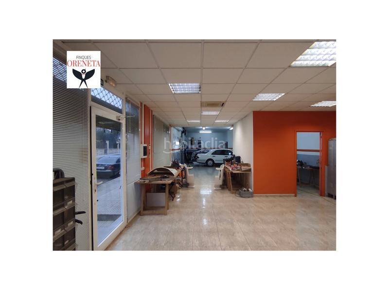 Foto c8eecc13-cb45-489b-b69d-b35367b0622a. Local comercial a avinguda de la generalitat 5 a Vilallonga del Camp