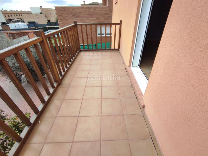 Foto a6f16a73-1361-4747-914f-84a6a576ab2c. Chalet  centrico en Morell (El)