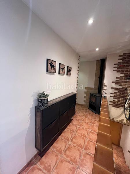 Foto 618f2530-3611-49b3-bc10-51d8219c4bdd. Chalet  grande con piscina y jardin en Catllar (El)