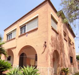 Chalet  Rambla de la verge del roser. Casa 6 hat con jardin y parking en  vilallonga del camp