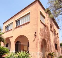 Casa  Rambla de la verge del roser. Casa grande en muy buena zona vilallonga del camp