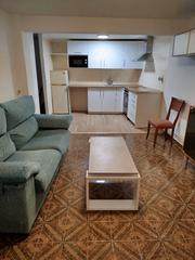 Lloguer Casa  Carrer pou de la vila. Casa para alquilar por temporadas, todo incluido!.