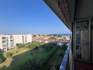 Alquiler Apartamento  Carrer enric morera. Alquiler mensual.