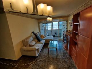 Etagenwohnung in Carrer riu llobregat 43. Escelente piso con buenas vistas