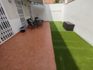 Pis a Vilallonga del Camp. Bajos con terraza grande