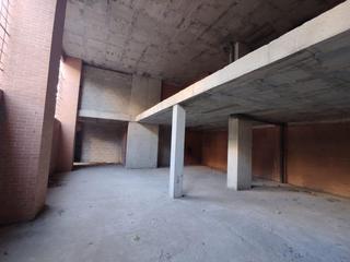 Local Comercial en Avenida JUAN SANCHIS CANDELA 22