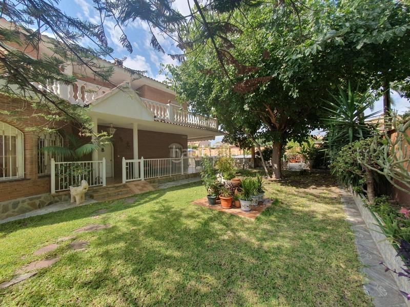 Foto a80facb2-f5fb-4b74-8cd9-4cd436be22fc. Chalet en calle cassiopea 18 espectacular chalet en la exclusiva zona de la almajada en Mutxamel