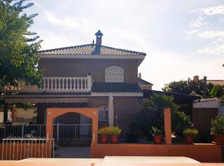 Xalet a Calle cassiopea 18. Espectacular chalet en la exclusiva zona de la almajada