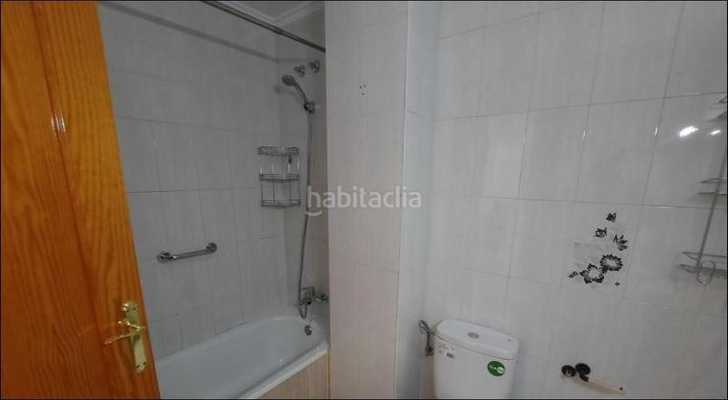 Foto b9d459ea-1d93-4c02-9564-dd8170aa88a5. Piso  en playa de la mata, . en Gaspar Perelló Torrevieja