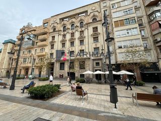 Pis  Constitucion de la. Espectacular vivienda de 203 m2 en pleno centro de alicante junt