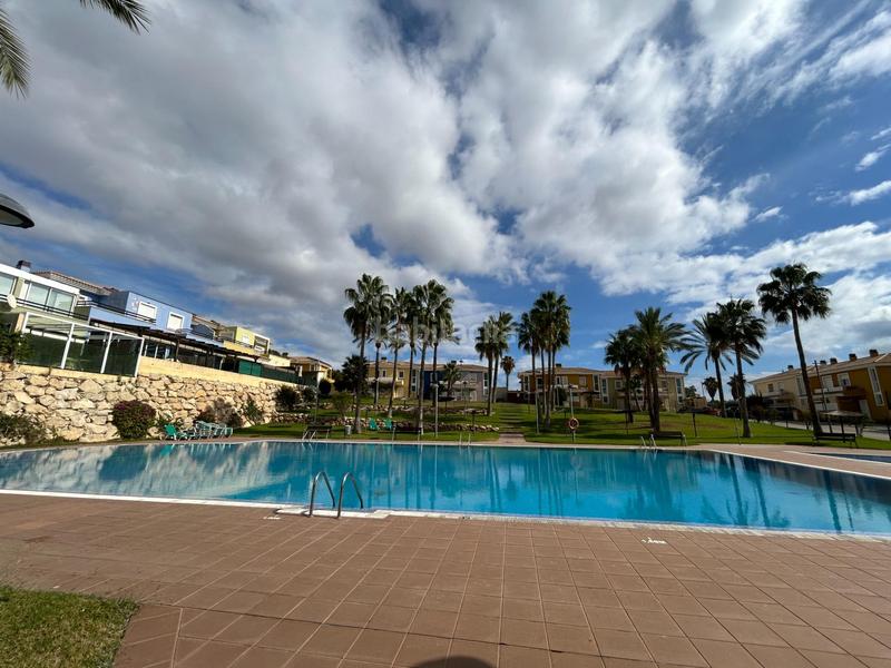 Foto d1231d10-0ab1-4212-9040-8769fcd2f9a9. Casa bungalow en bonalba en Bonalba-Cotoveta Mutxamel