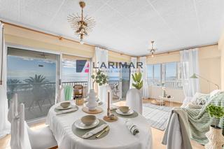 Flat in Calle isaac peral 2. Piso en primera línea playa muchavista
