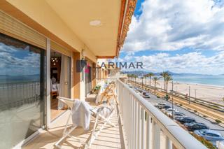 Appartement à Calle isaac peral 2. Piso en primera línea playa muchavista