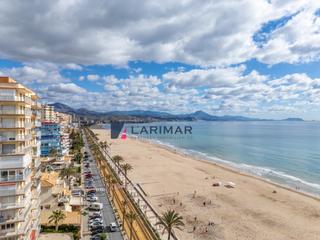 Appartement à Calle isaac peral 2. Piso en primera línea playa muchavista