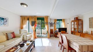 Lloguer Casa adossada a Calle enric valor 12. Campo de golf alicante alquiler  larga temporada adosado