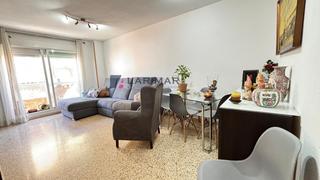 Appartement  Calle hermanos bernad 9. Amplio y luminoso piso en alicante, ideal para familias