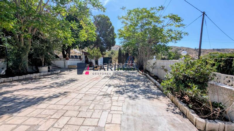 Foto 498e9bd2-bb47-495d-839e-349ef4ef429e. Chalet  independiente alicante en Busot