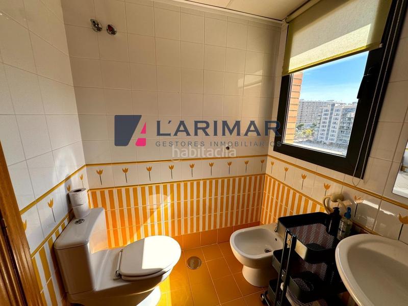 Foto 10c03699-cccf-4a43-8d08-9a7a51867a39. Rent penthouse with parking pool in Playa de San Juan Alicante