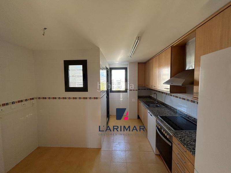 Foto 5118b0e7-68e6-402e-9b66-5bdb0ca76edf. Rent penthouse with parking pool in Playa de San Juan Alicante