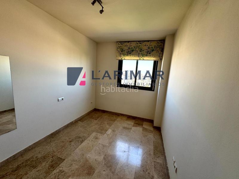 Foto 8ea90745-0645-414d-89e1-ec4d8da2e37e. Rent penthouse with parking pool in Playa de San Juan Alicante