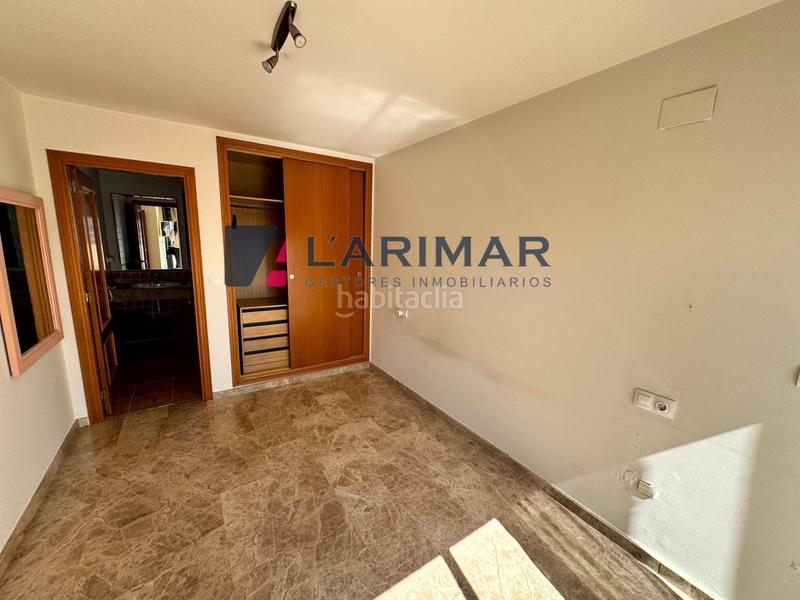 Foto ccca354a-b003-4d56-8303-a40896782fff. Rent penthouse with parking pool in Playa de San Juan Alicante