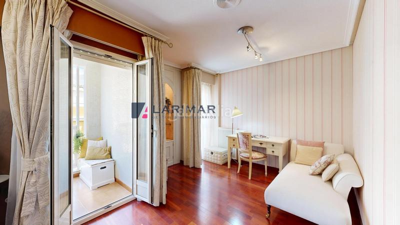 Foto 105a9c05-85c4-4dc7-8d0d-ecfbffe761f7. Appartamento con riscaldamento parcheggio in Mercado Alicante