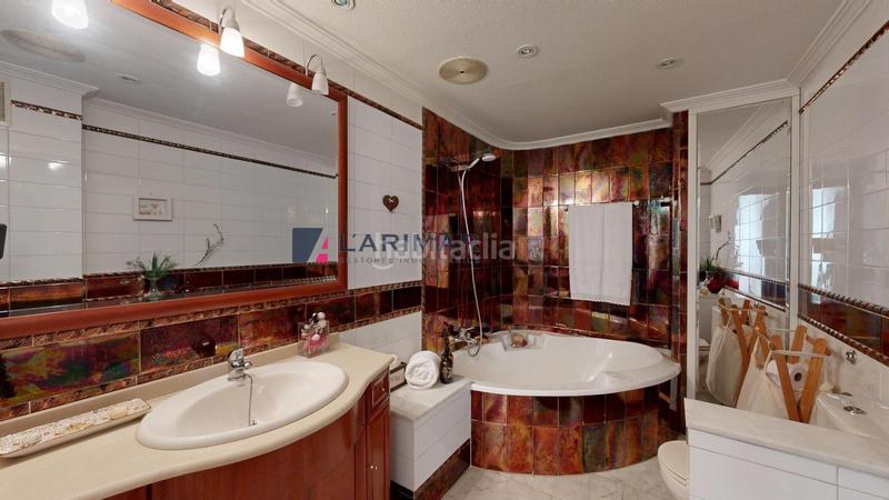 Foto 2f18c71b-cfbf-42d9-9302-8b3eb66729c0. Appartamento con riscaldamento parcheggio in Mercado Alicante