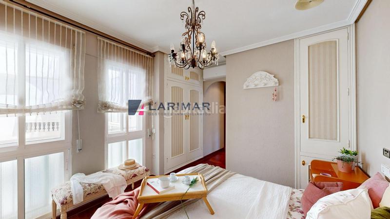 Foto c5d7ac5a-be68-4d36-ad07-19b00bbc80c7. Appartamento con riscaldamento parcheggio in Mercado Alicante