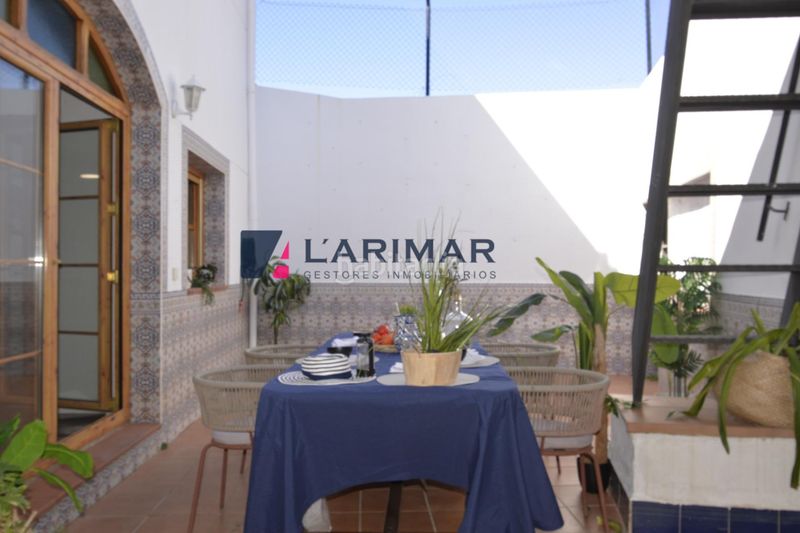 Foto a327a4bf-badf-4862-9810-824d3dd7f582. Casa amb aparcament a Sax