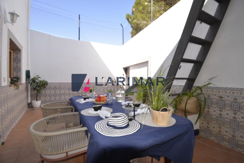 Foto c9a2f610-35f1-4460-8659-82b68275dd80. Casa amb aparcament a Sax