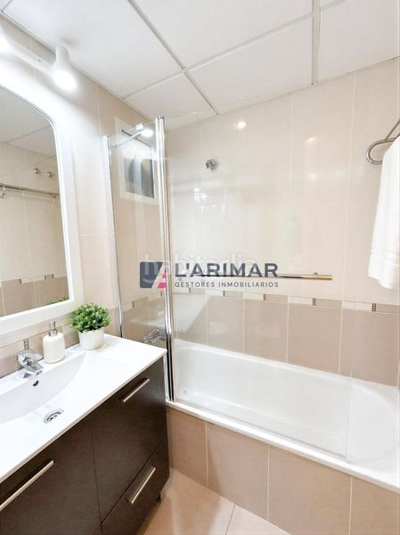 Foto 5e6b7a1c-8cd2-4e67-bf4c-b80525eb526a. Apartament amb aparcament piscina a Playa de San Juan Alicante