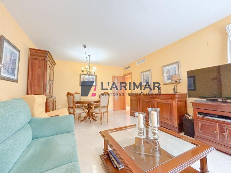 Foto 7b596f46-ab79-4d4a-a35f-2dc1808997e8. Apartament amb aparcament piscina a Playa de San Juan Alicante