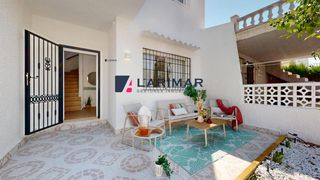 Casa adossada a Florida s2 146. Adosado recién reformado con 2 dormitorios y 2 baños en la flori