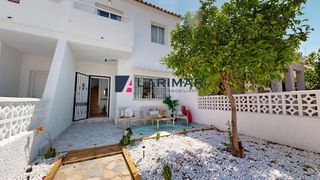 Casa adossada a Florida s2 146. Adosado recién reformado con 2 dormitorios y 2 baños en la flori