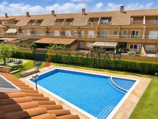 Miete Chalet  Calle clara campoamor. Espectacular adosado con vistas al campo de golf