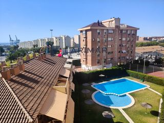 Flat in Babel. Vivienda en babel con vistas al mar