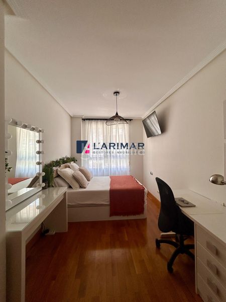 Foto a8e2a74a-8826-42b2-bbf1-967c88f80c64. Dúplex a plaza tellerialde 8 a Centro Errenteria
