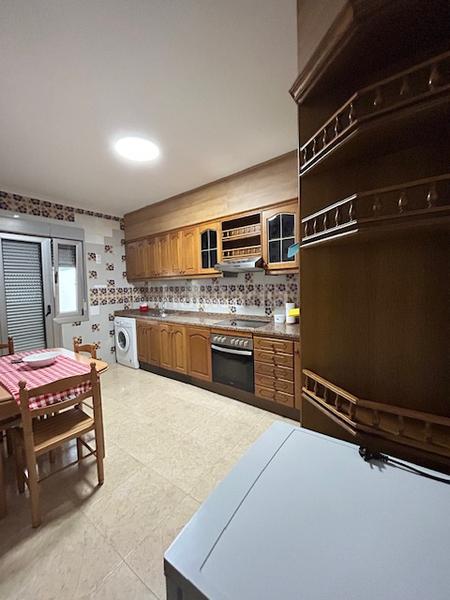 Foto 04409600-d44c-4b30-8369-7b0e233eeb65. Affitto appartamento con riscaldamento parcheggio in Ourense